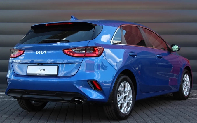 Kia Ceed cena 110390 przebieg: 10, rok produkcji 2024 z Łódź małe 379